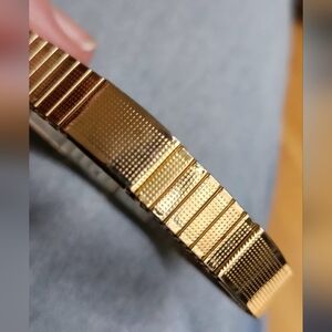 *2/10$*Major Stainless Magnetic Stretch Bracelet